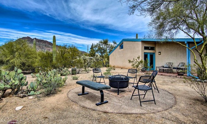 Tucson Estates House | Sunny Tucson Home with Patios on 5 Acres!