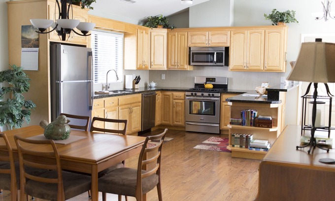 Santa Rosa Cottage | Sunny View Cottage in the Beautiful Wine Country