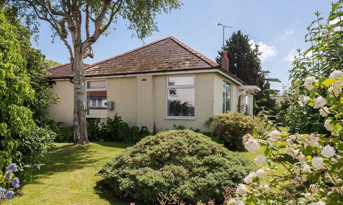 Winterton-on-Sea Apartment | Sunny View | Winterton Cottages