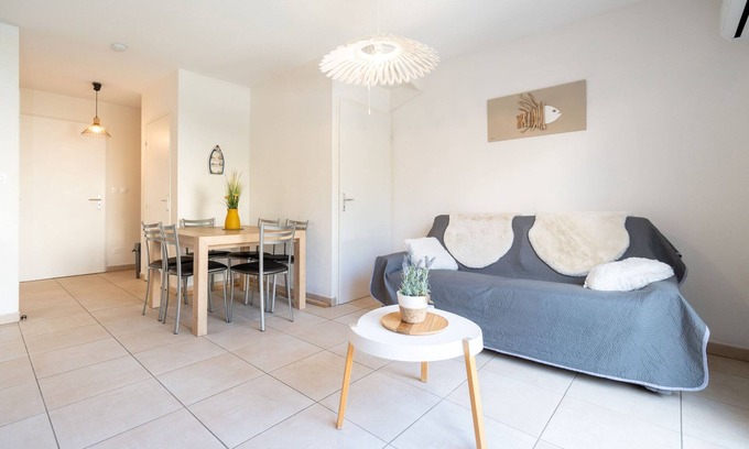 Serignan Villa | Sunny Villa Stay in Sérignan
