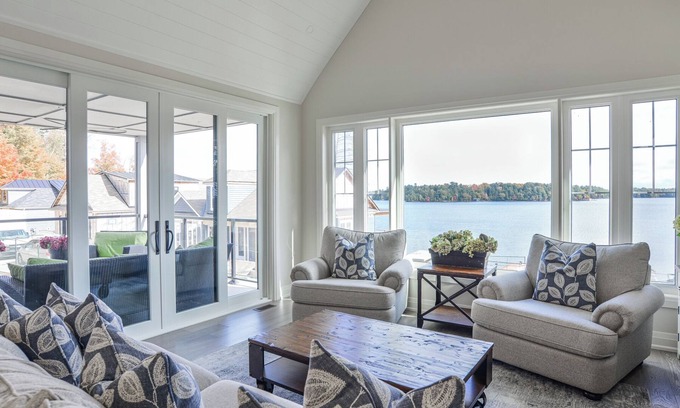 Minett House | Sunnyside Cottage (#29)