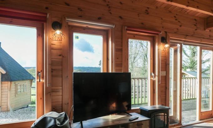 Crewkerne Cabin | Sunnyside Lodge