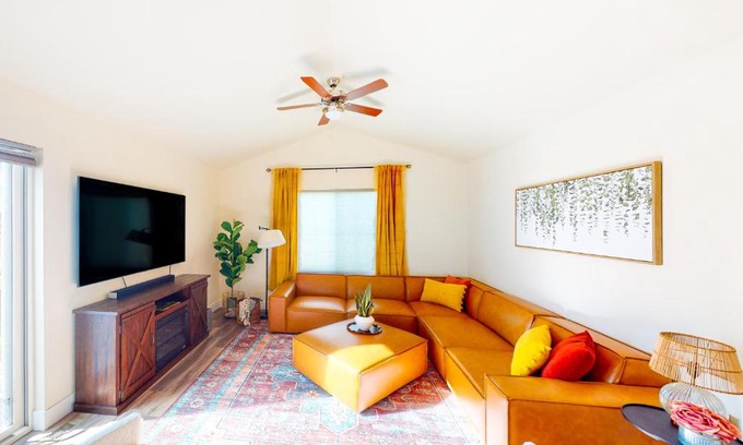 Bozeman House | Sunnyside Suite #1