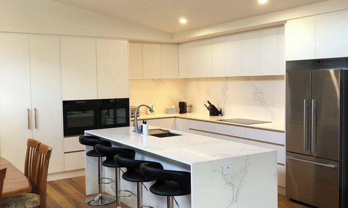 Tomakin House | Sunpatch Guest House