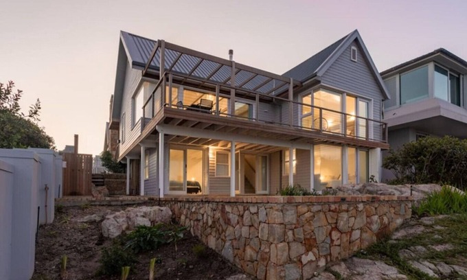 Onrus House | Sunridge Aan Zee | Luxury Beach Villa, Onrus Beach