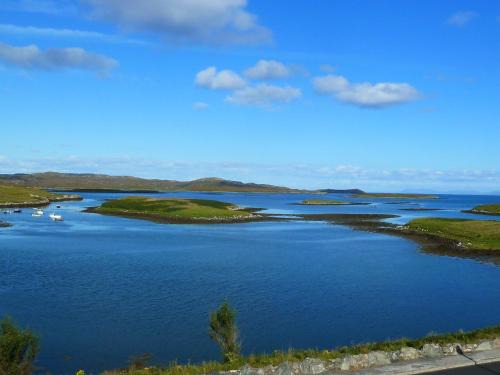 Lochmaddy House | Sunrise Apartment