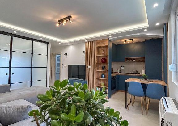 Radanovici Apartment | Sunrise Apartment