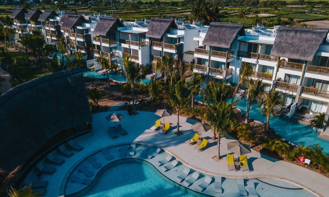 Belle Mare Hotel | Sunrise Attitude