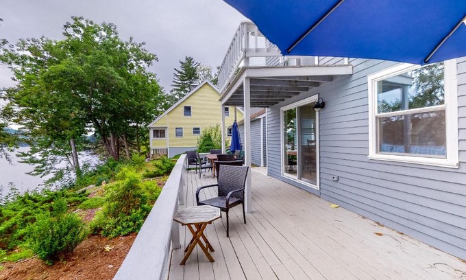 Alton Bay House | Sunrise Bay