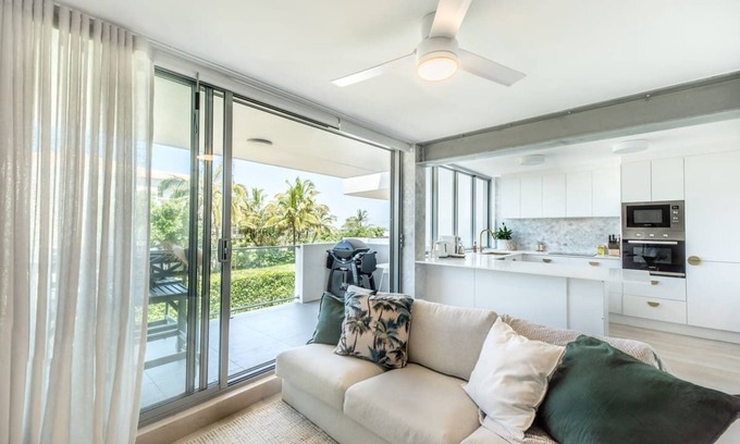 Sunrise Beach Apartment | 'Sunrise Central', Pool, Views & 1 Min to Beach