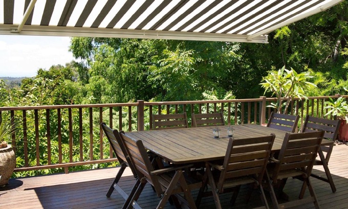 Hazelbrook Cottage | Sunrise House - Five Bedroom Cottage, Sleeps 10