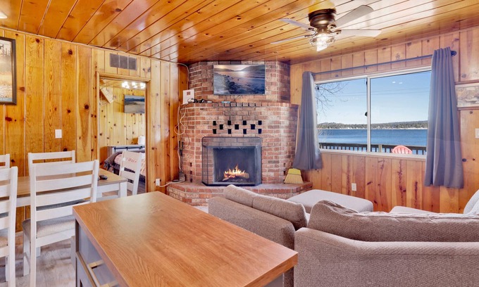 Patton Cabin | Sunrise Lakefront Family Cabin at Shore Acres Lodge Big Bear