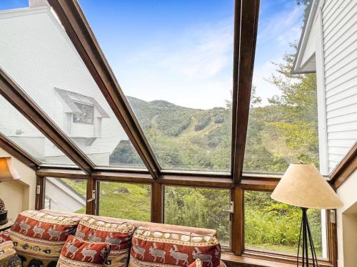 Central Vermont- Killington House | Sunrise Northstar B1 - Bear View