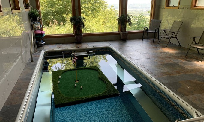 Wabasha House | Sunrise on Skyline - Indoor spa - Arcades - Amazing Views!