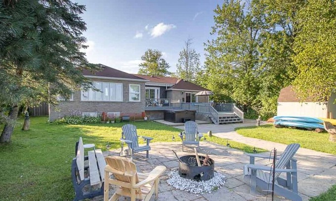 Severn Cottage | Sunrise Serenade - Waterfront Cottage w/ Swimming, Kayaks, Hot Tub, AC,