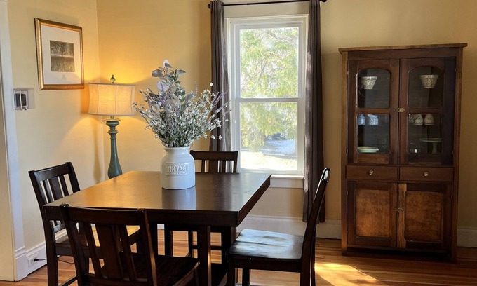 Kewaunee House | Sunrise Shore Rental