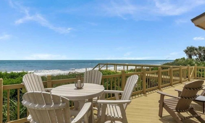 Florida House | Sunrise-Sunset - Wren Beach Rentals by Portoro