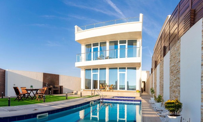 Al Ashkharah Villa | Sunrise Villas
