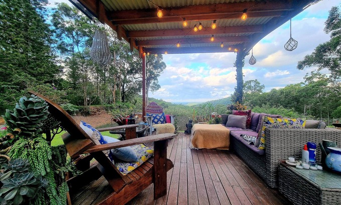 Bonogin House | Sunrises & Ocean views on the horizon, pet friendly,fire pit, relax.