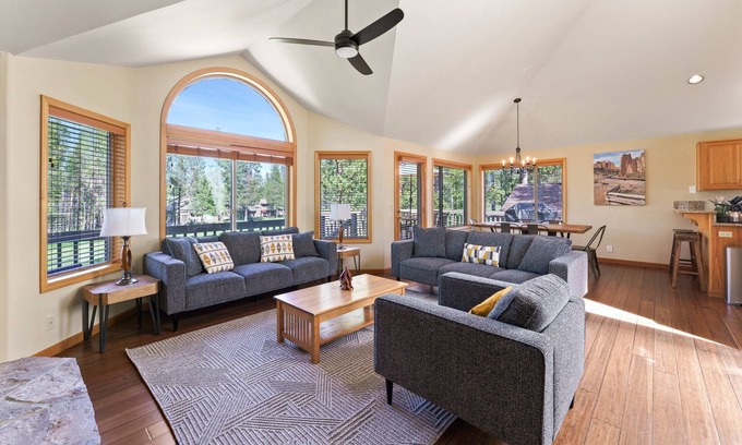 Sunriver House | Sunriver Escape! Golf Course Views, Hot Tub, Game Room and 3 - Master Suites