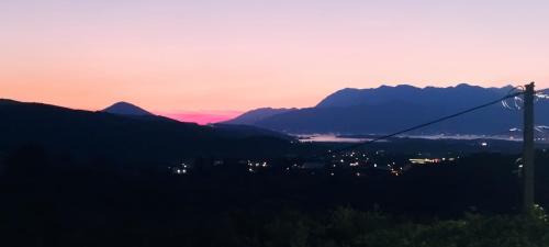 Radanovici Apartment | Sunset Apartment