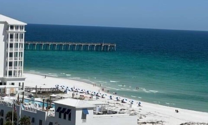 Villa Sabine Condo | Sunset Bay Views! 3BR Condo with Pool, Dock and Beach Access