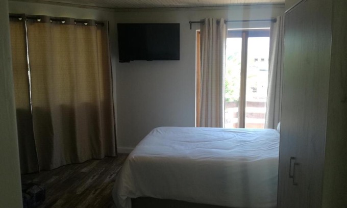 Sunset Beach House | Sunset beach villa 2