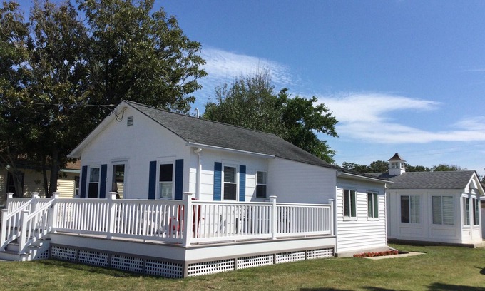 Villas House | Sunset Cottage by the bay