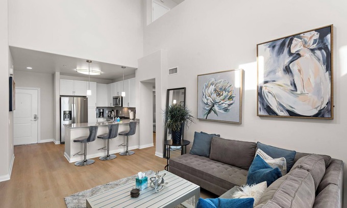 Airport Area Apartment | Sunset Haven: Luxurious 3Bed/Bath Retreat in Irvine, near SNA airport