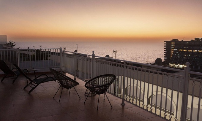 Balito Ski Chalet | Sunset House Los Caideros