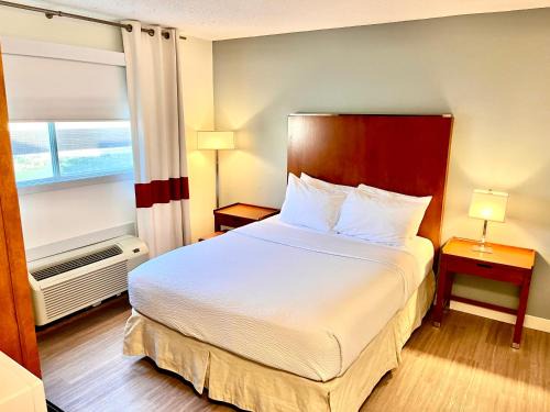 Esterhazy Hotel | Sunset Inn