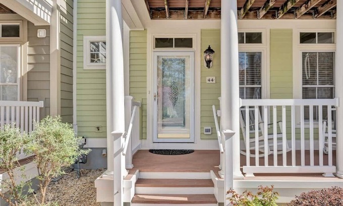 Sunset Island House | Sunset Island Resort 5BR 4BA Townhome w/Amenities