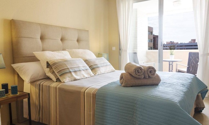 Cruz de Humilladero Apartment | Sunset Malaga Apartments - Solidaridad