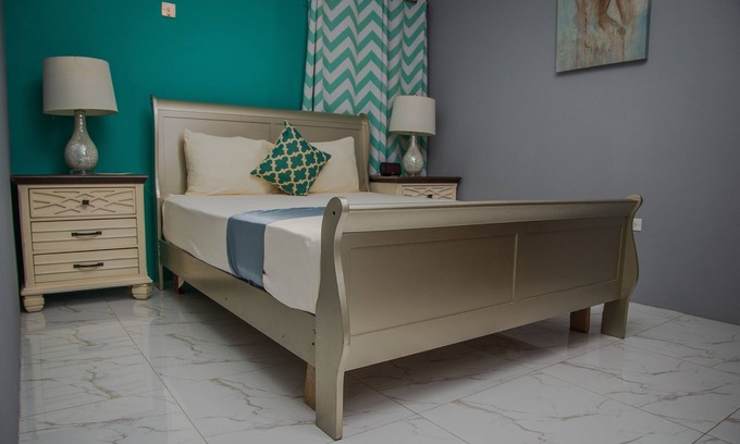 Hellshire Villa | Sunset Oasis: 3BR Portmore Gem