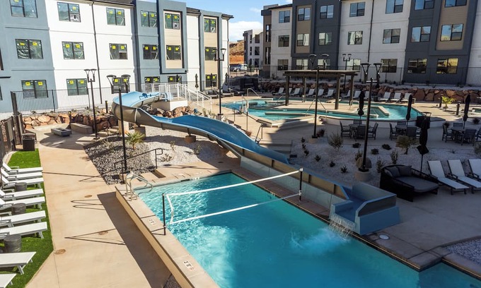 St. George Condo | Sunset Oasis | Desert & Mtn Views