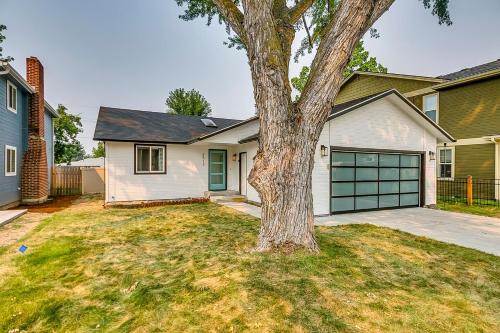 Sunset House | Sunset Park Sweetheart