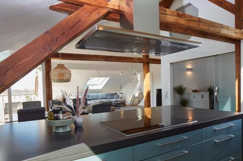 Sudstadt Apartment | ⸨⸩ Sunset Penthouse: Messe - Siemens - DB - MAN ⸨⸩