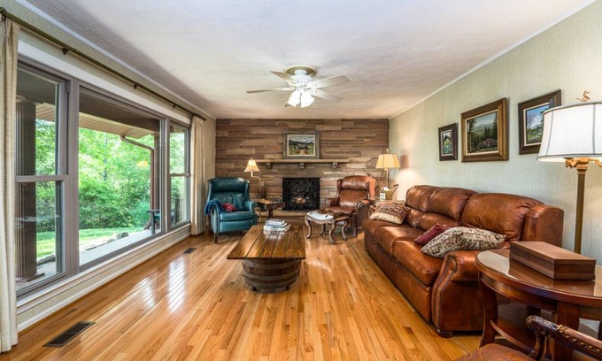 Penrose House | Sunset Ranch over Crab Creek