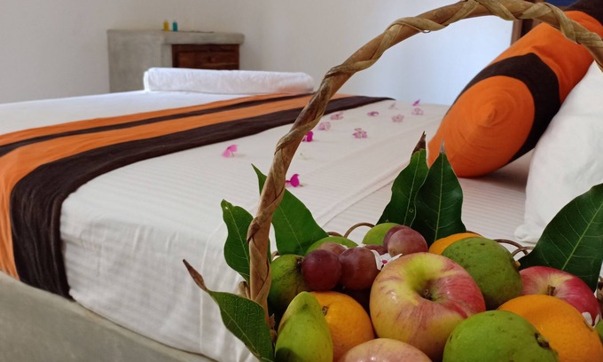 Nuraicholai Hotel | Sunset Safari & Resort