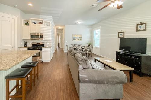 Sailhouse House | Sunset Sail
