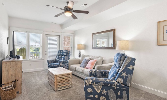 Nags Head Condo | Sunset Sound: Water Views, Shared Pool, Elevator