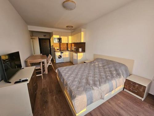 Shkorpilovtsi Apartment | Sunset studio in Shartrez