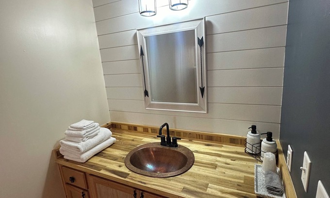 Tetonia Cabin | Sunset Suite