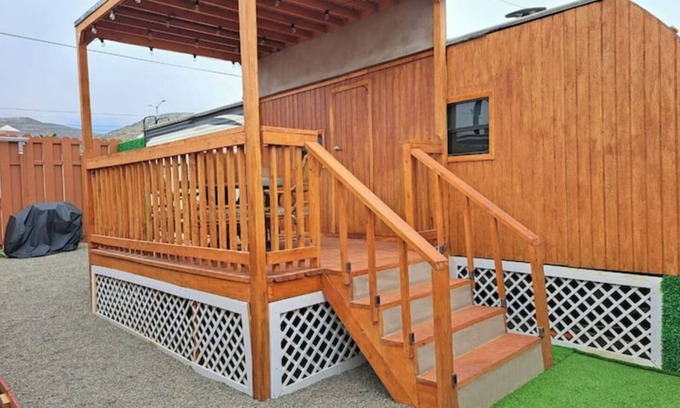 El Sauzal House | Sunset Trailer Park RV # 1
