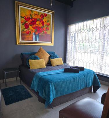 Garsfontein Apartment | Sunset View