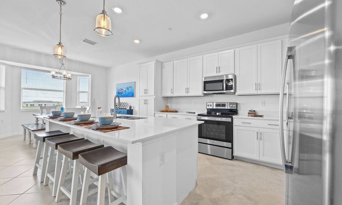 Immokalee Apartment | Sunset views over the 9