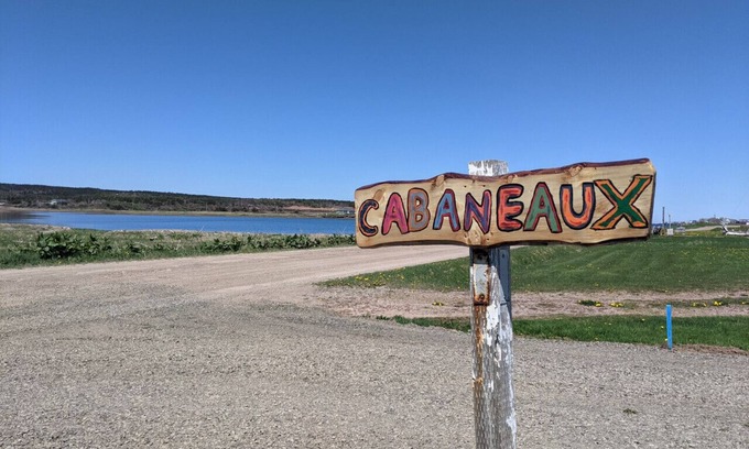 Cheticamp Apartment | Sunsets, barbecue`s and sandy beach - Cabaneaux 4