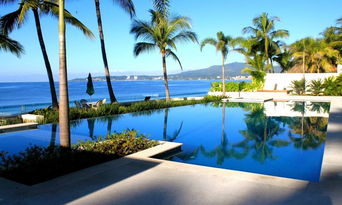 Bucerias Condo | Sunsets! Views! Lovely 2 Bedroom/2 Bathroom Beachfront Condo.