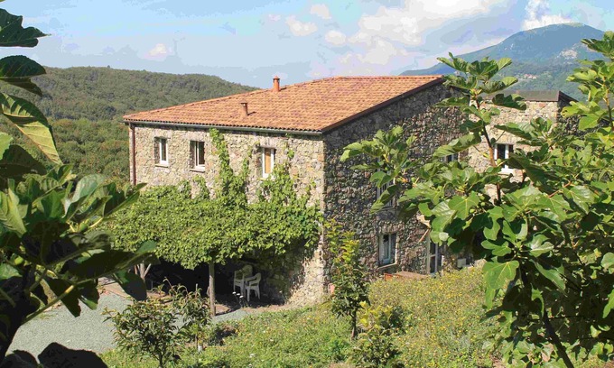Maissana Apartment | "Sunshine" apartment in farmhouse with large kitchen, two rooms, one bathroom
