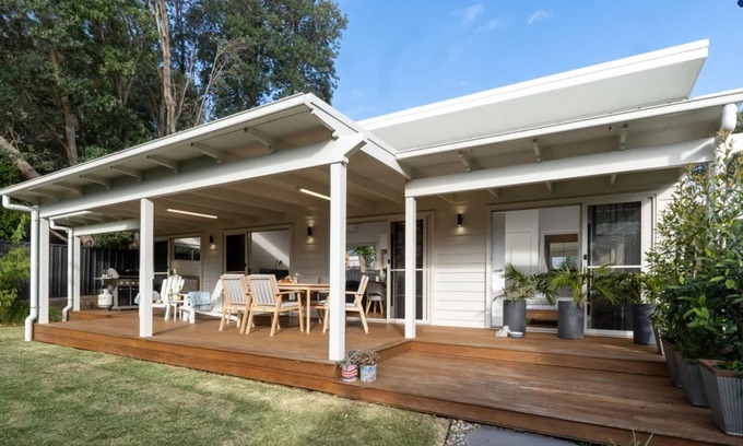 Culburra Beach House | Sunshine Cottage - pet-friendly retreat